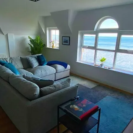 Ferienwohnung Sound Of The Sea - Penthouse In Portrush Exterior foto