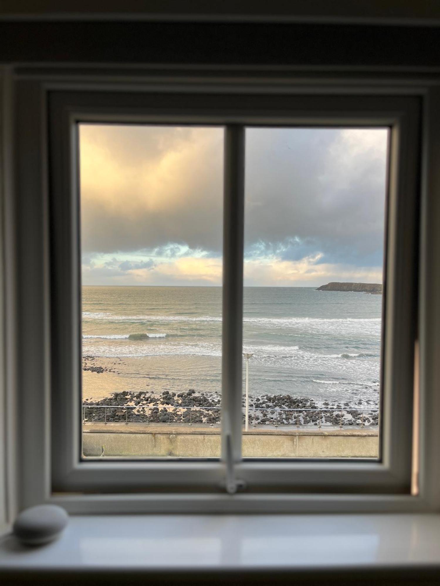Sound Of The Sea - Penthouse In Apartment Portrush